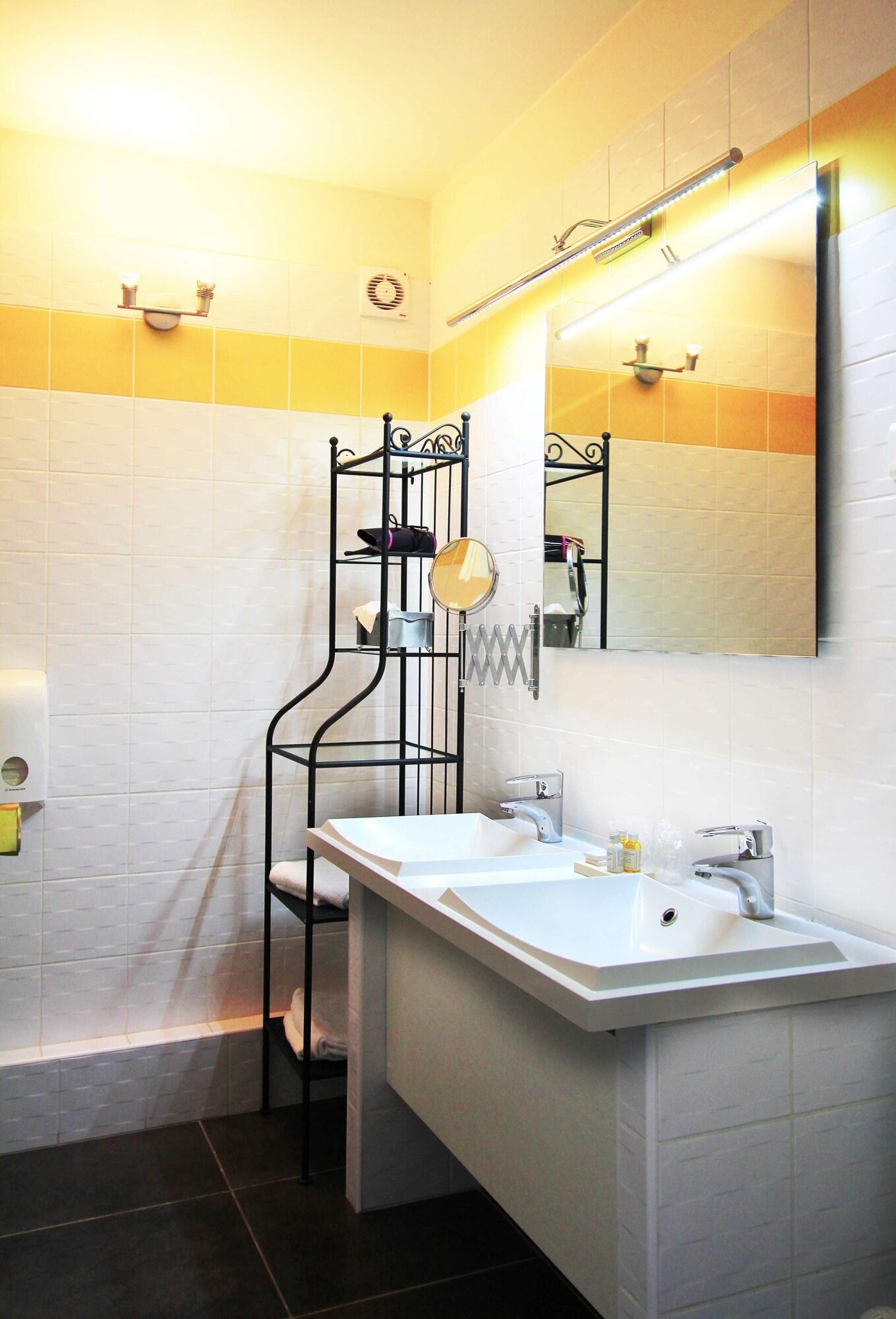 Best Western Blanche De Castille Dourdan Zewnętrze zdjęcie