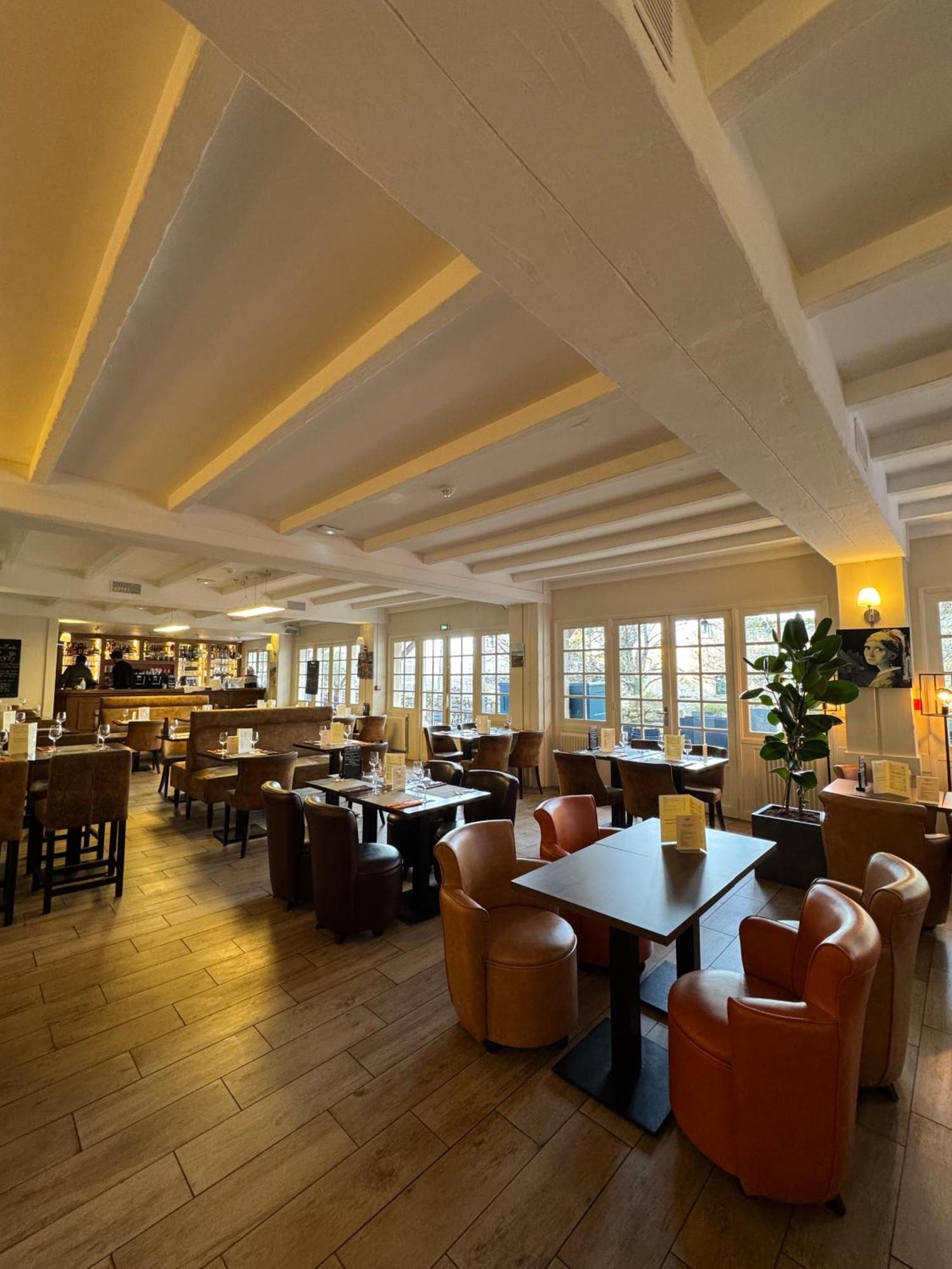 Best Western Blanche De Castille Dourdan Zewnętrze zdjęcie
