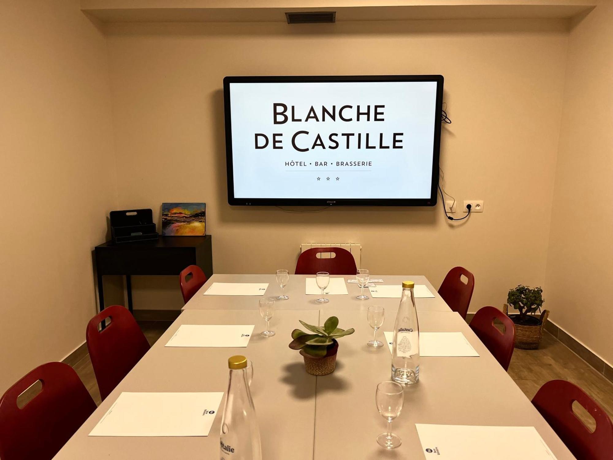 Best Western Blanche De Castille Dourdan Zewnętrze zdjęcie