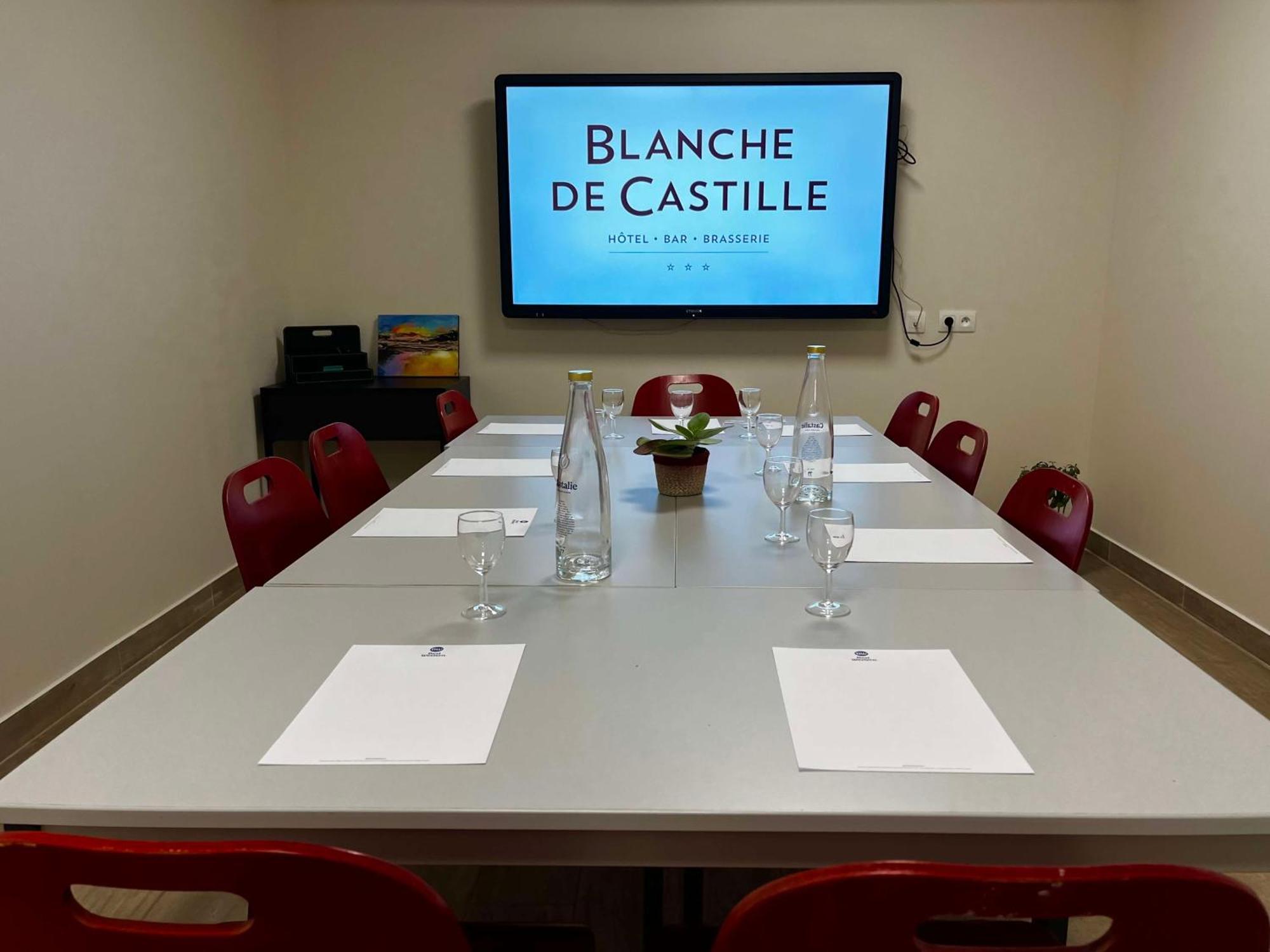 Best Western Blanche De Castille Dourdan Zewnętrze zdjęcie
