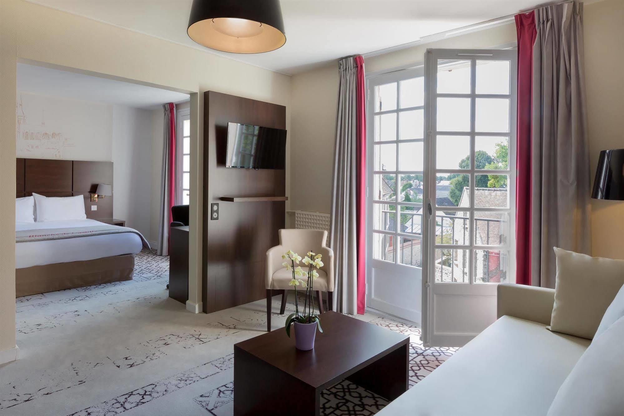 Best Western Blanche De Castille Dourdan Zewnętrze zdjęcie