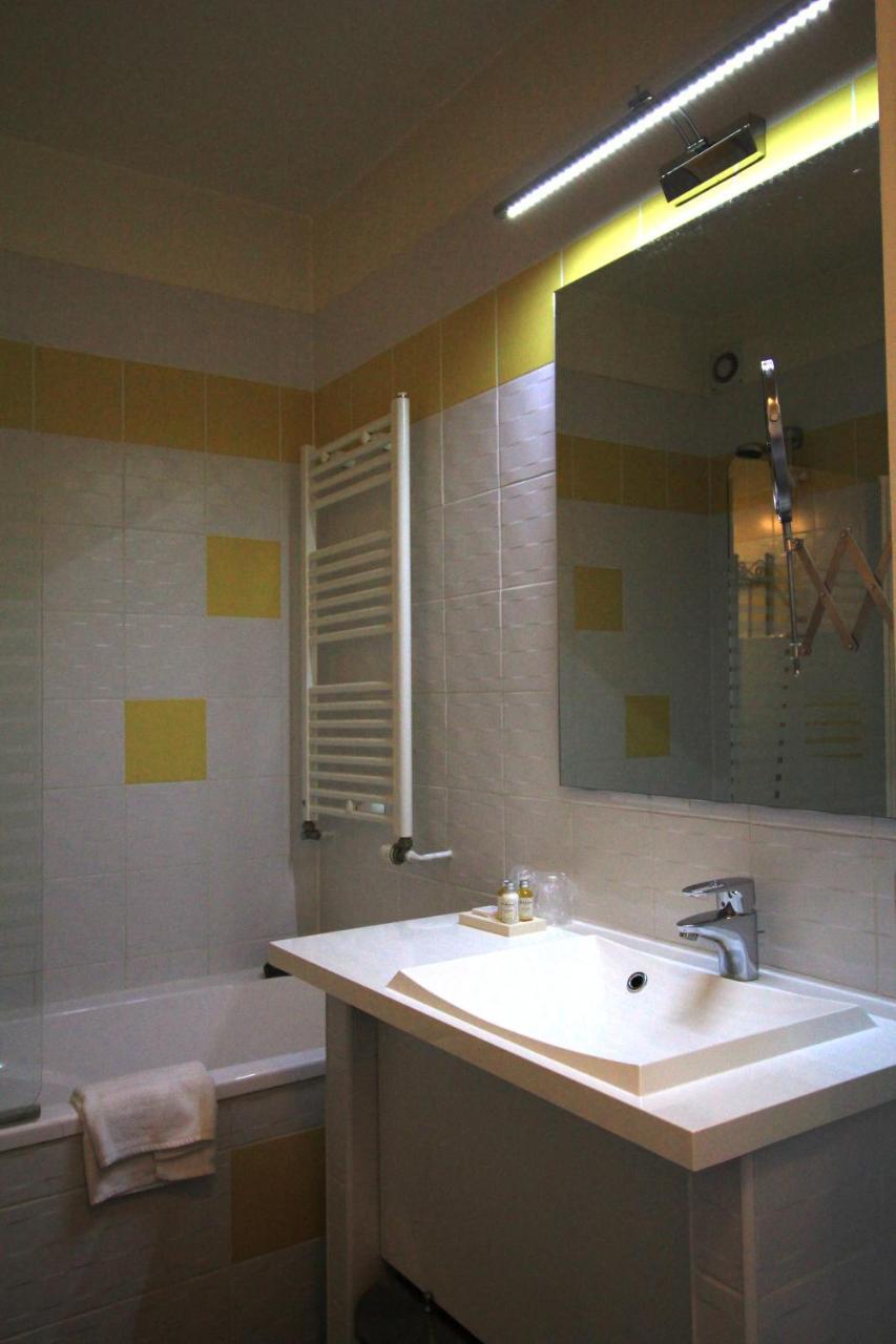 Best Western Blanche De Castille Dourdan Zewnętrze zdjęcie